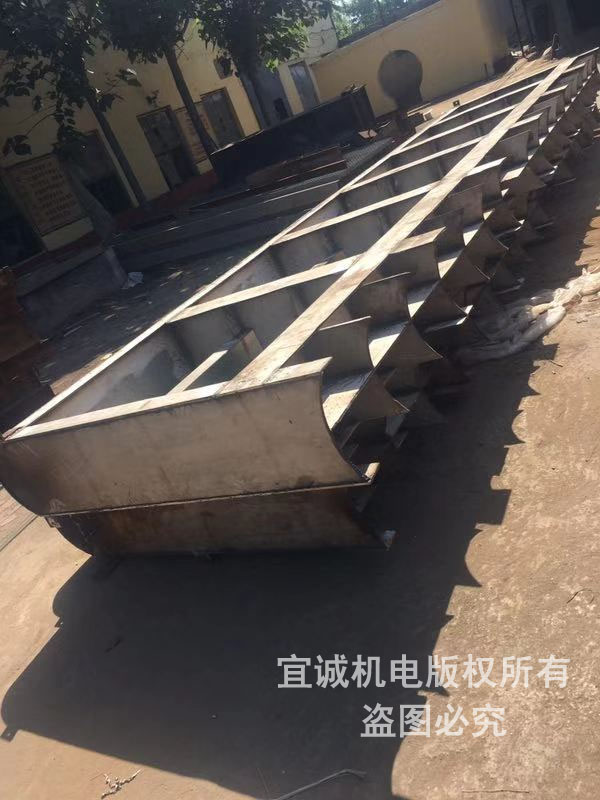 新疆鋼壩現(xiàn)場制圖.jpg